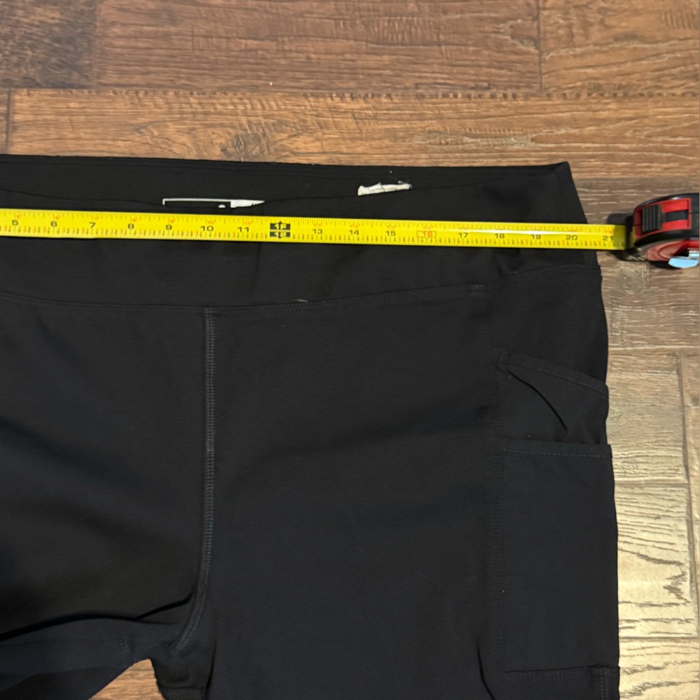Carhartt Black Leggings size 1X EUC 20.5” waist & 26” length - Picture 4 of 10